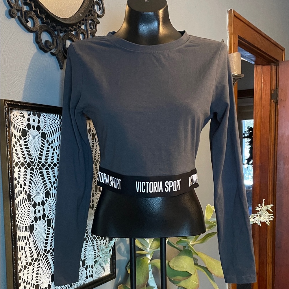 Victoria's Secret Black Long Sleeve Crop Top
